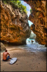 Bali Surf. The Cave at Uluwatu