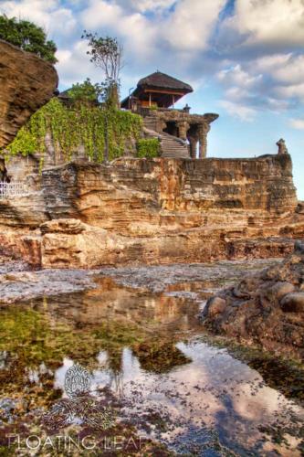 Tanah-lot-yoga-retreat-temple