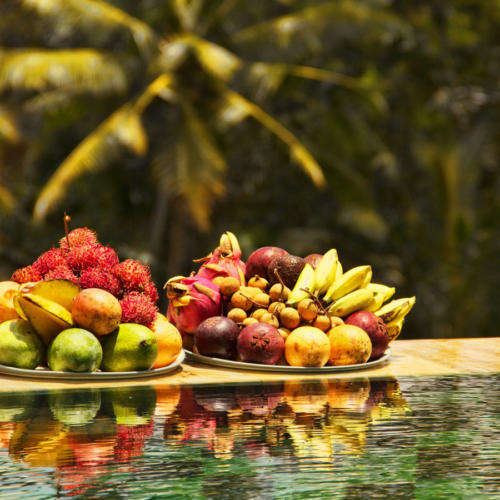 pool-retreat-yoga-fruit (1)