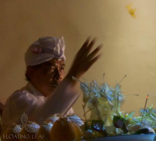 authentic-Balinese-ceremony